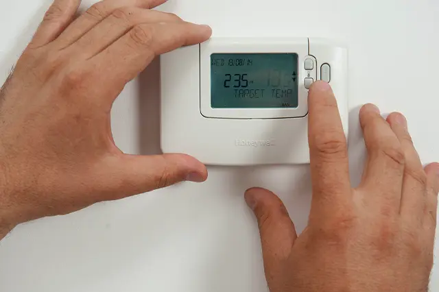 Why is my air conditioner not cooling my house below 80 degrees?